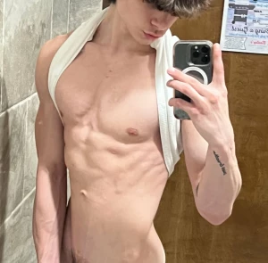 Nate Shreds OnlyFans Leaks (19 Photos) 7867