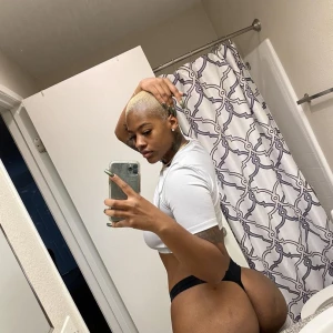 Blondie Bandz &#8211; blondiebandz OnlyFans Leaks (41 Photos + 4 Videos) 96469