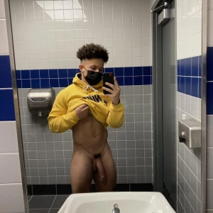 marvin jr. &#8211; big marvjr OnlyFans Leaks (40 Photos + 2 Videos) 111871