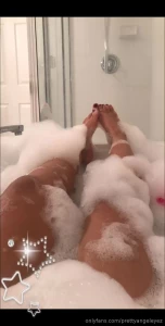 prettyangeleyes OnlyFans Leaks (13 Photos + 5 Videos) 112209