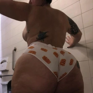 phat ass white girl &#8211; mythiccalofficial OnlyFans Leaks (35 Photos + 2 Videos) 112263