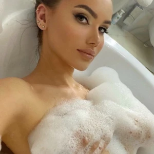 Madeline Mercedes &#8211; mercedesmadelinee OnlyFans Leaks (28 Photos + 2 Videos) 130355