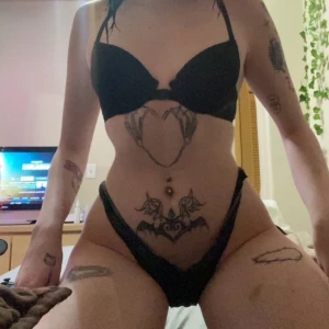 Meepmomentt &#8211; Emi your goth gf OnlyFans Leaks (34 Photos + 4 Videos) 132829