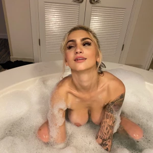 THROAT GOAT &#8211; kaybooz OnlyFans Leaks (40 Photos + 5 Videos) 137608