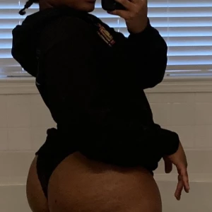 Ngozi &#8211; yourfavyogi OnlyFans Leaks (9 Photos + 2 Videos) 143286