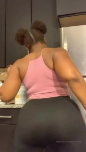 Ngozi &#8211; yourfavyogi OnlyFans Leaks (9 Photos + 2 Videos) 143293