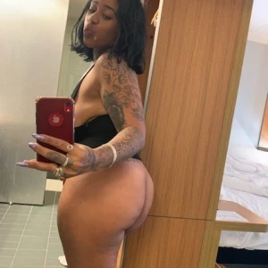 Ieshia &#8211; EshBGosh OnlyFans Leaks (72 Photos + 3 Videos) 146828