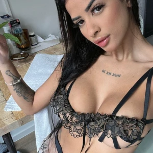 Kelly Oliveira – ofckellyoliveira OnlyFans Leaks (11 Photos)