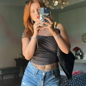 Bella Thorne &#8211; bellathorne OnlyFans Leaks (23 Photos + 2 Videos) 30888